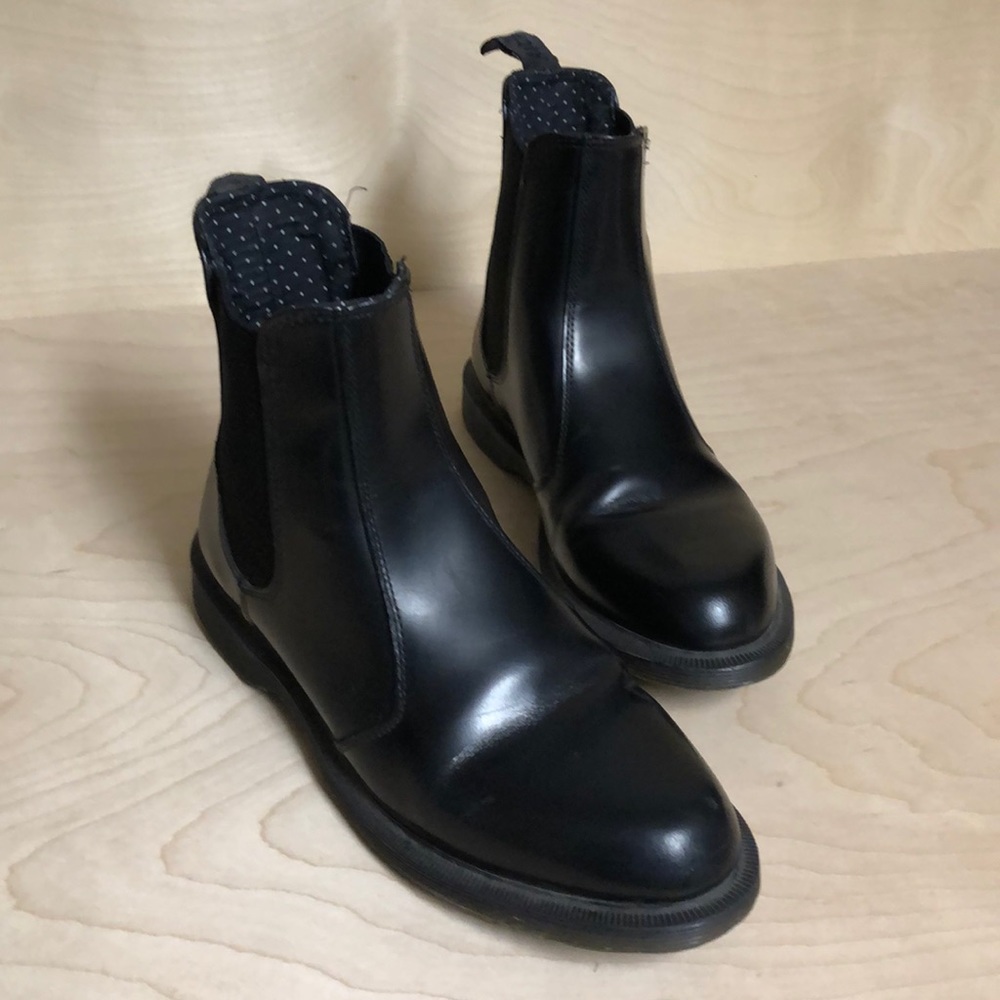 Dr Martens Chelsea boots